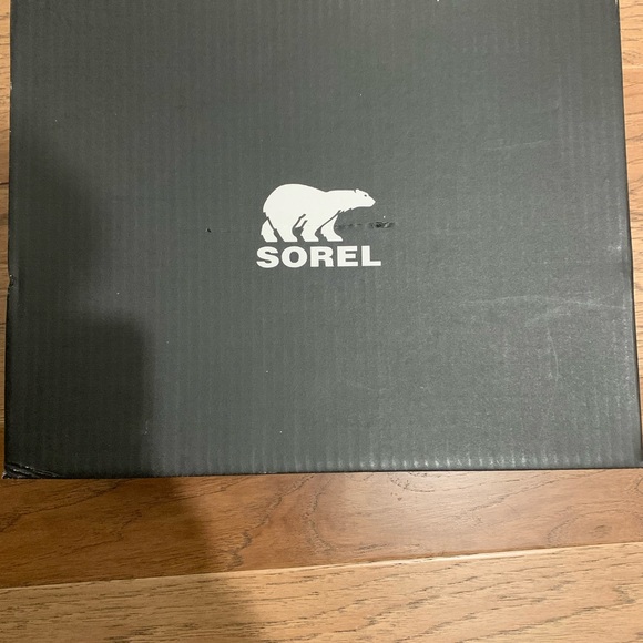 ⭐️Lightly Worn Once: Black Sorel Tivoli III High in size 8.5⭐️ - Picture 2 of 8